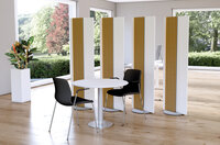 Akoestische roomdivider wit op draaibare voet