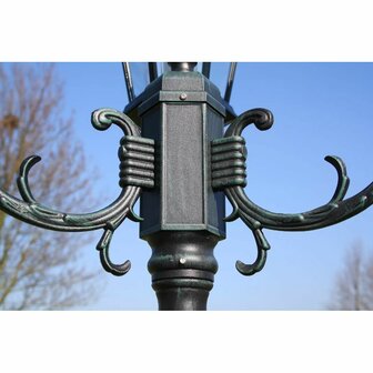 Meubelen-Online - Tuinlantaarn met 2 armen 230 cm aluminium donkergroen/zwart