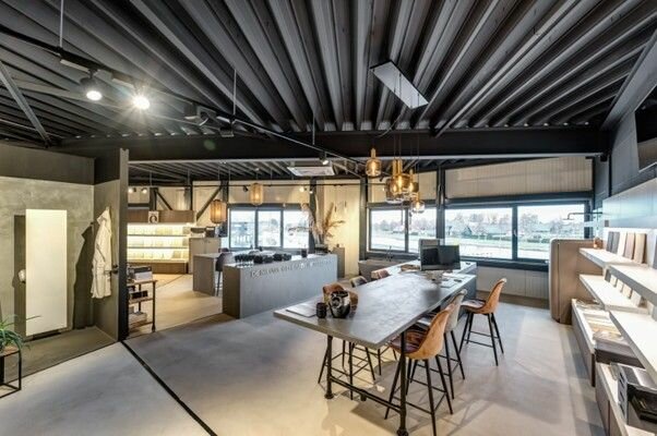 Gietvloer kiezen? Let goed op het materiaal (en vermijd deze fout)